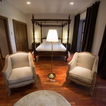 Posada Isabel De Castilla มาดริกาล เด ลาสอัลตาสตอร์เรส ภายนอก รูปภาพ