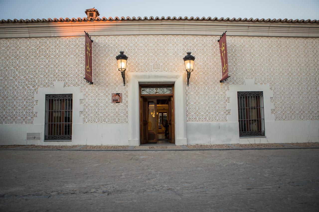 Posada Isabel De Castilla มาดริกาล เด ลาสอัลตาสตอร์เรส ภายนอก รูปภาพ